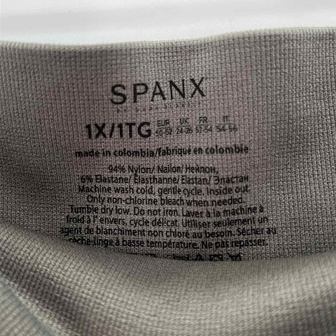 Size 1X SPANX Gray Leggings