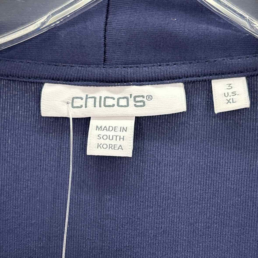 Size XL Chico's Navy Shirt
