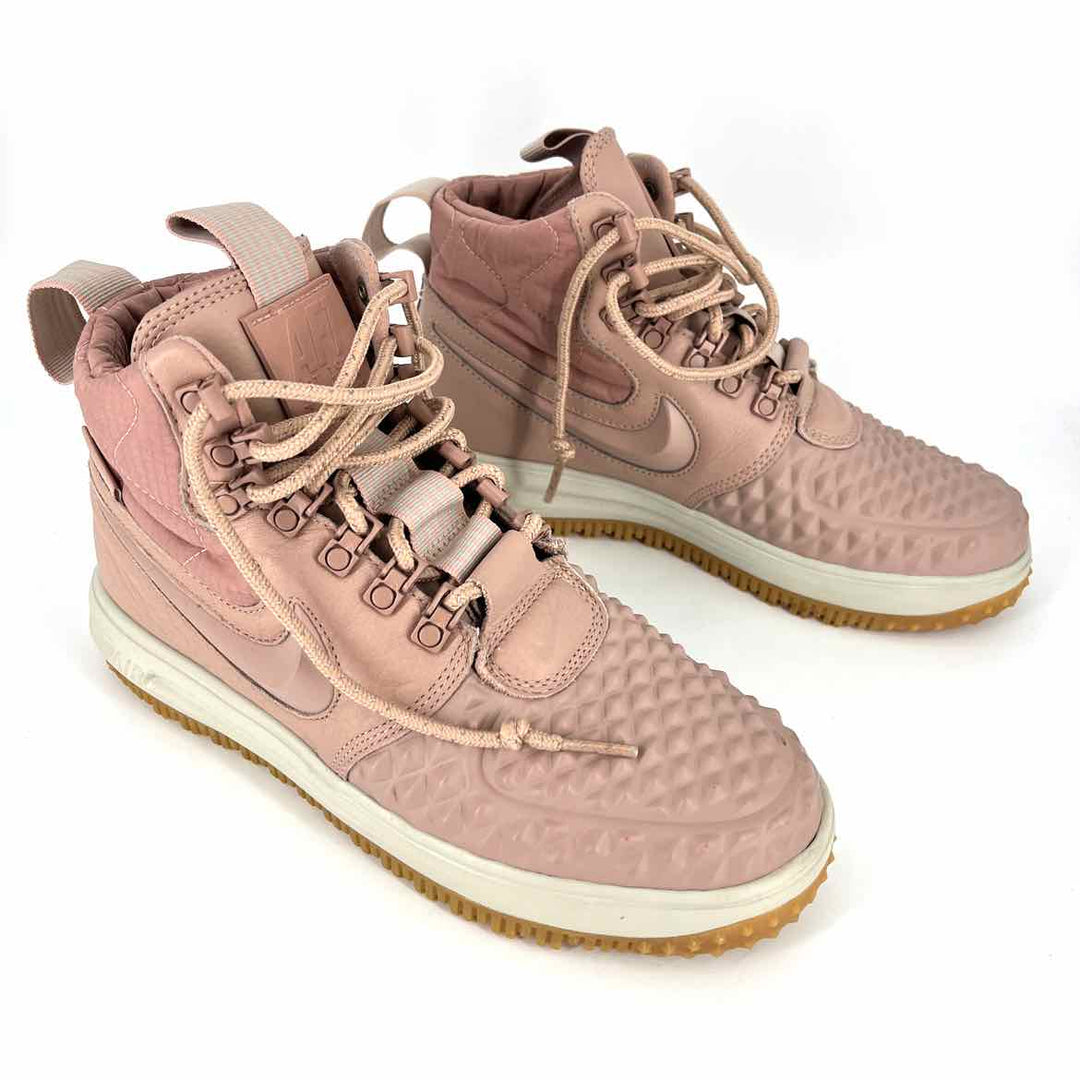 Shoe Size 7.5 Nike Pink Leather Boots