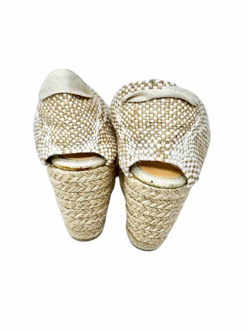 Shoe Size 39 CASTANEZ Tan Sandals