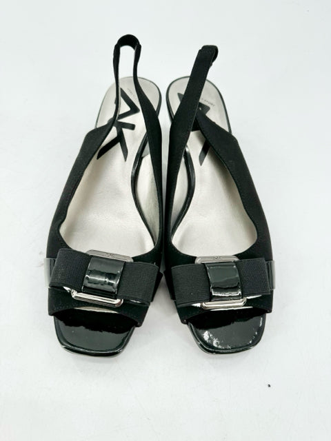 Shoe Size 7 Anne Klein Black Flats