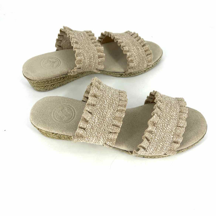 Shoe Size 6 Tan Sandals