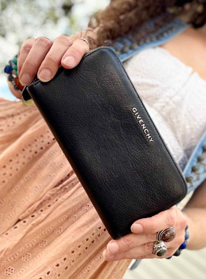 GIVENCHY Luxury - Wallet