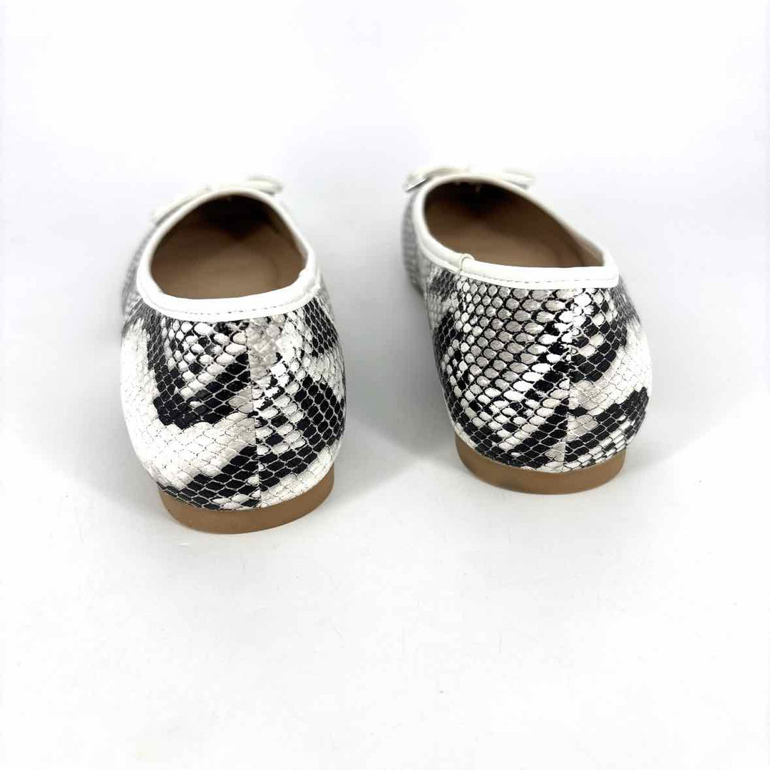 Shoe Size 8.5 Multi-Color Faux Leather Flats