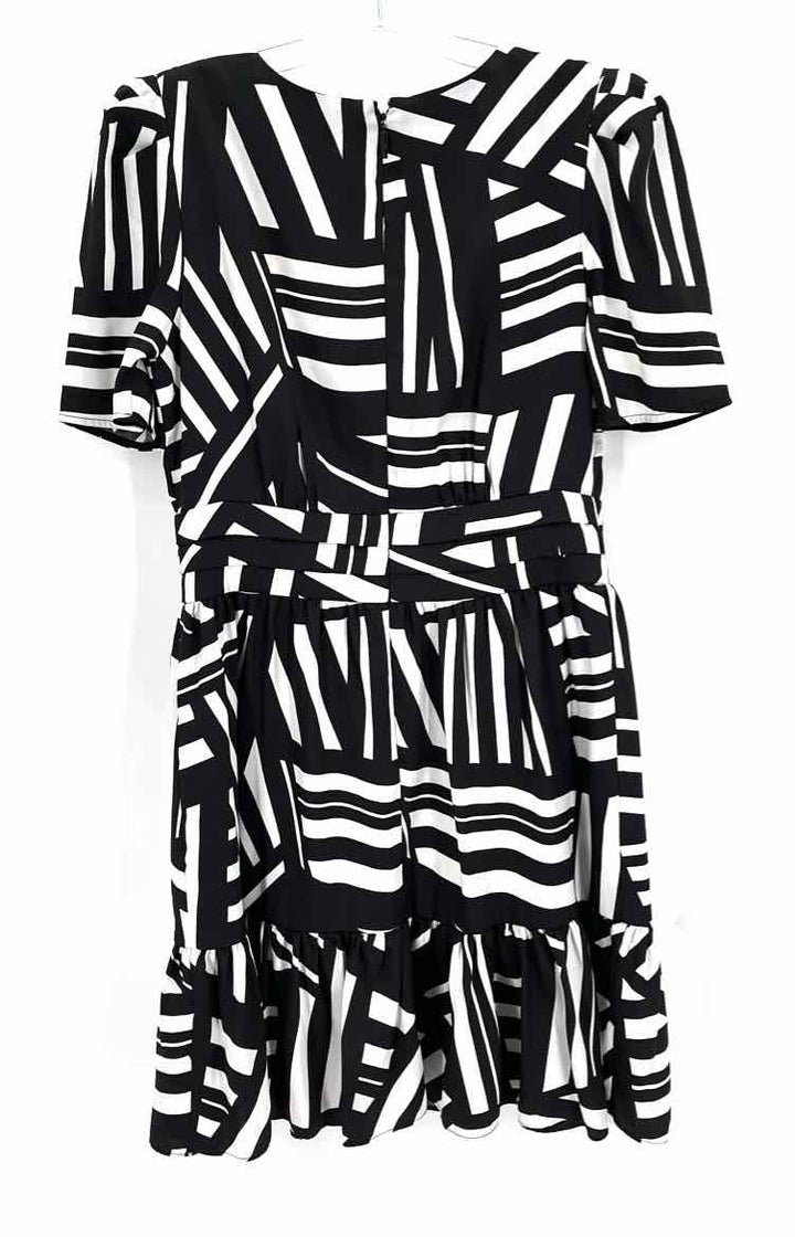 Size 8 KARL LAGERFELD Black Dress