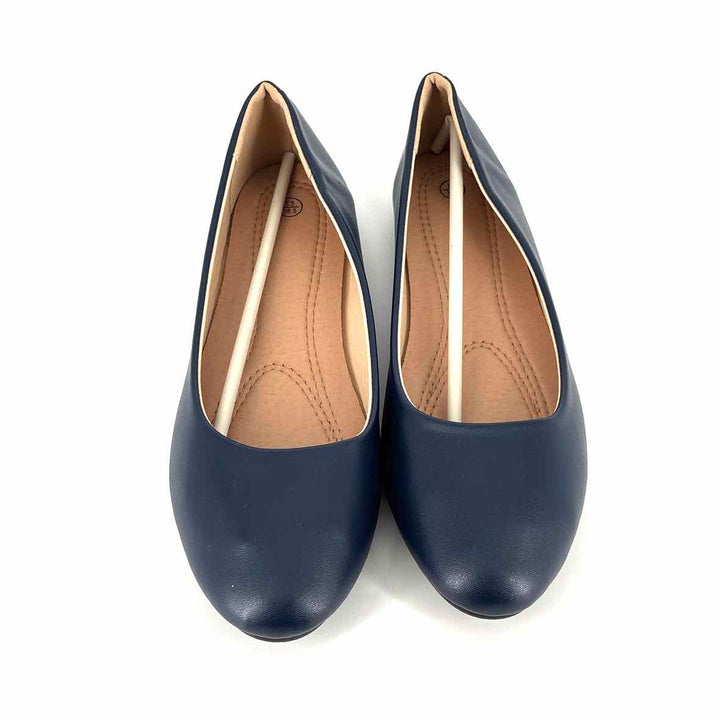 Shoe Size 7.5 Navy Flats