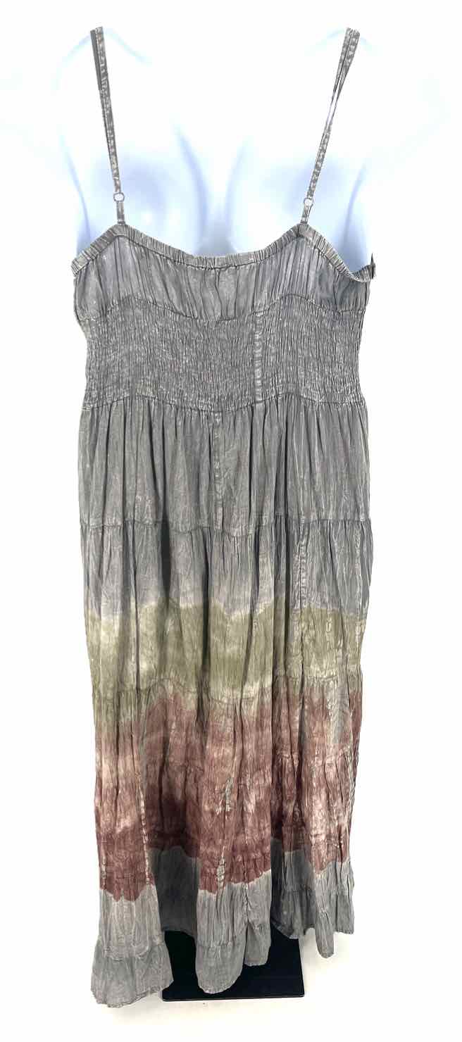 Size XL Multi-Color Dress