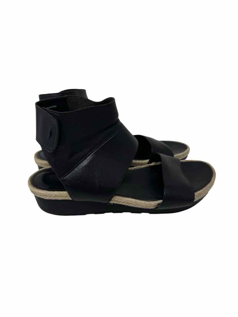 Shoe Size 9.5 Eileen Fisher Black Sandals