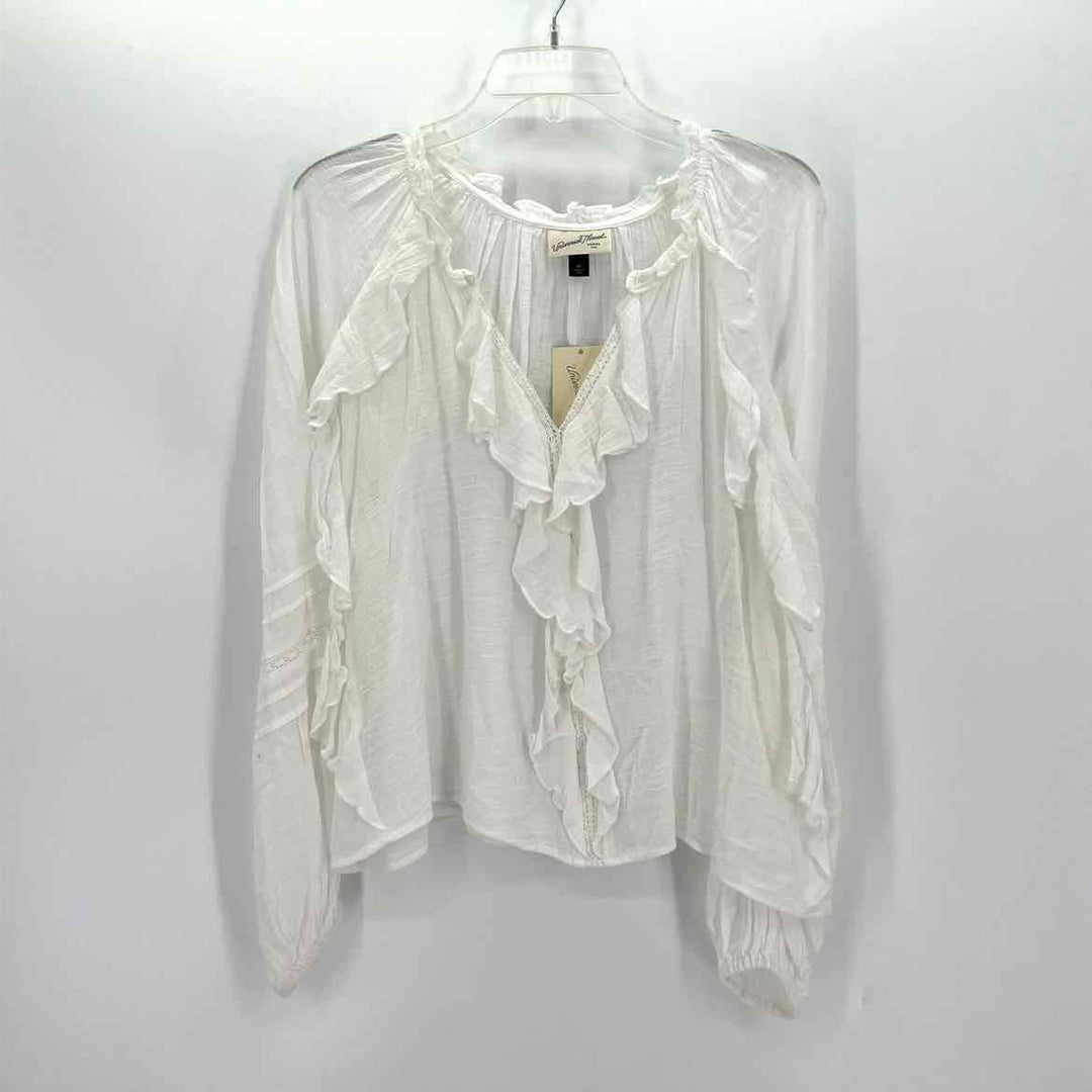Size M UNIVERSAL THREAD White Shirt