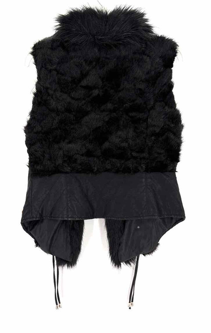 Size M Black Vest