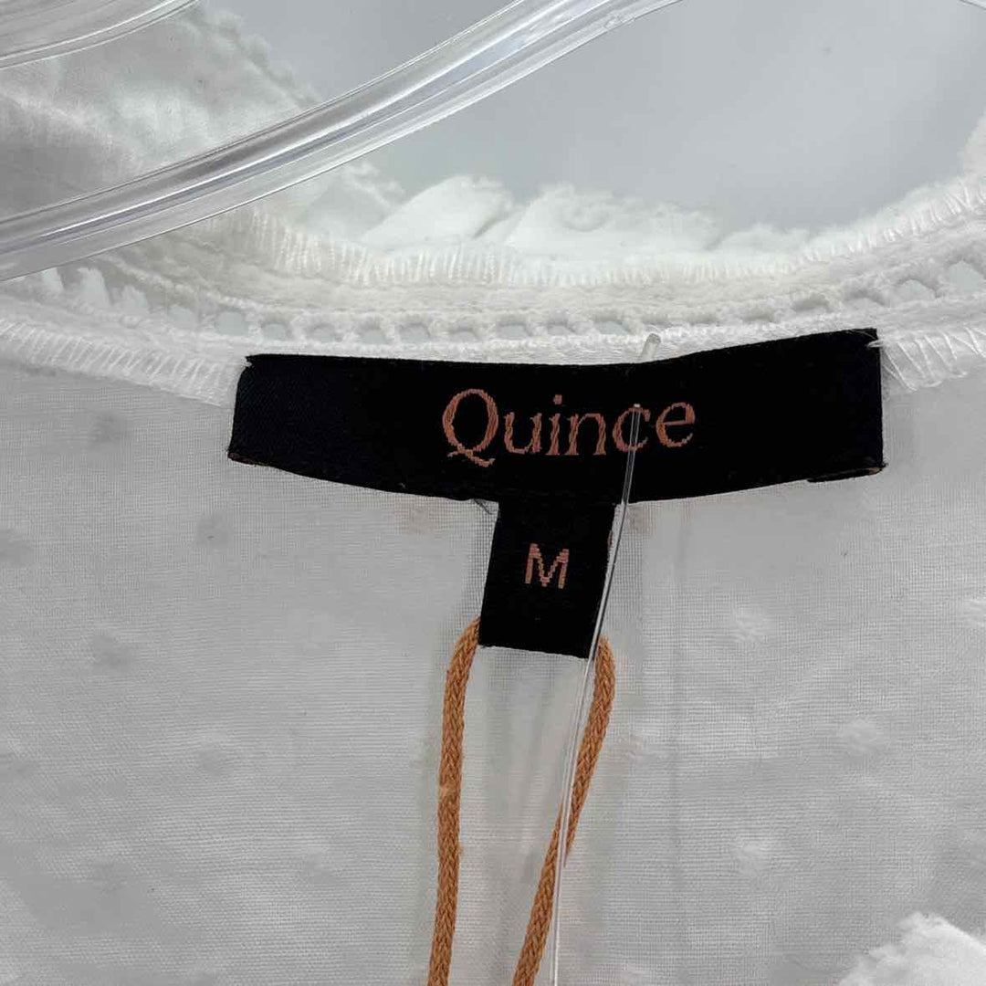 Size M QUINCE White Shirt