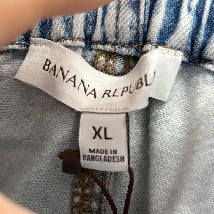 Size XL Banana Republic Light Blue Denim Skirt