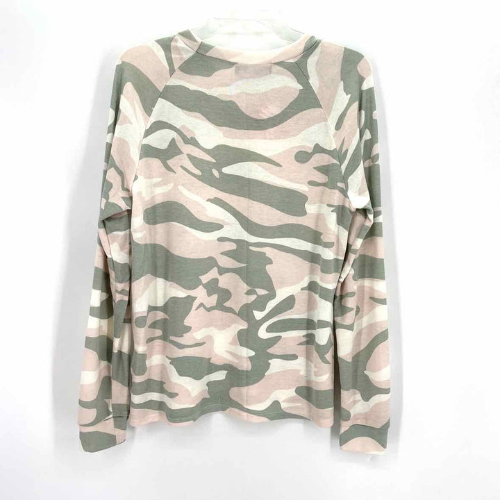 Size L FABRIK Sage Shirt