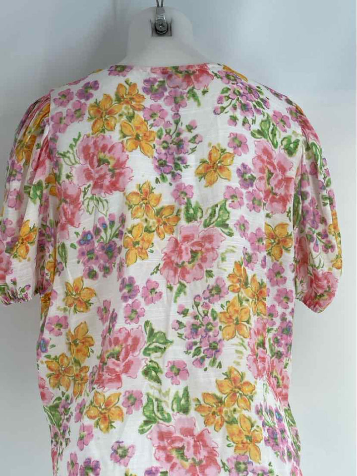 Size L ROSE + OLIVE PINK PRINT Shirt