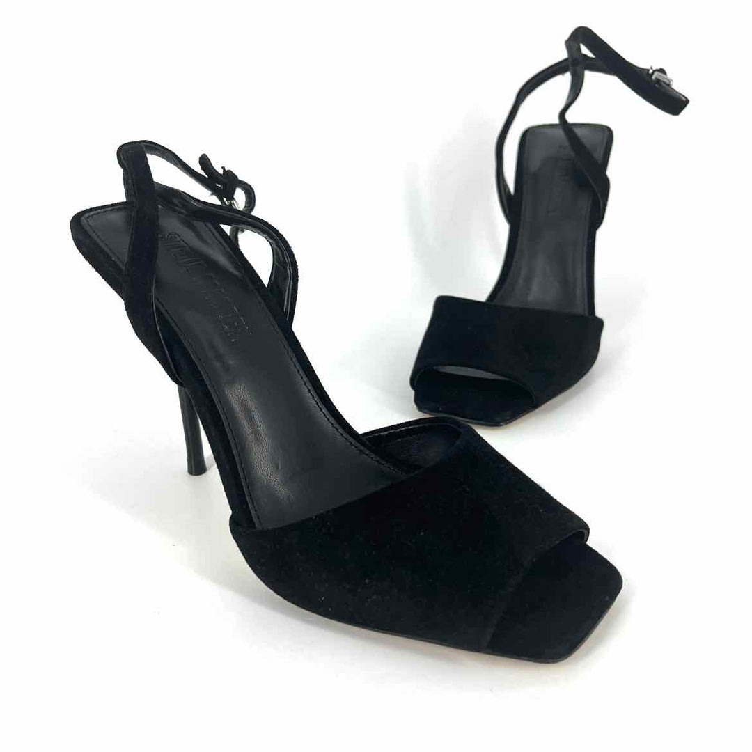 Shoe Size 8 Steve Madden Black Velvet Sandals