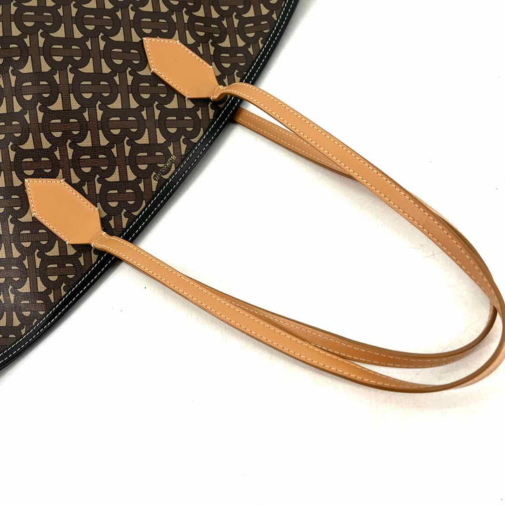Burberry Luxury - Purse