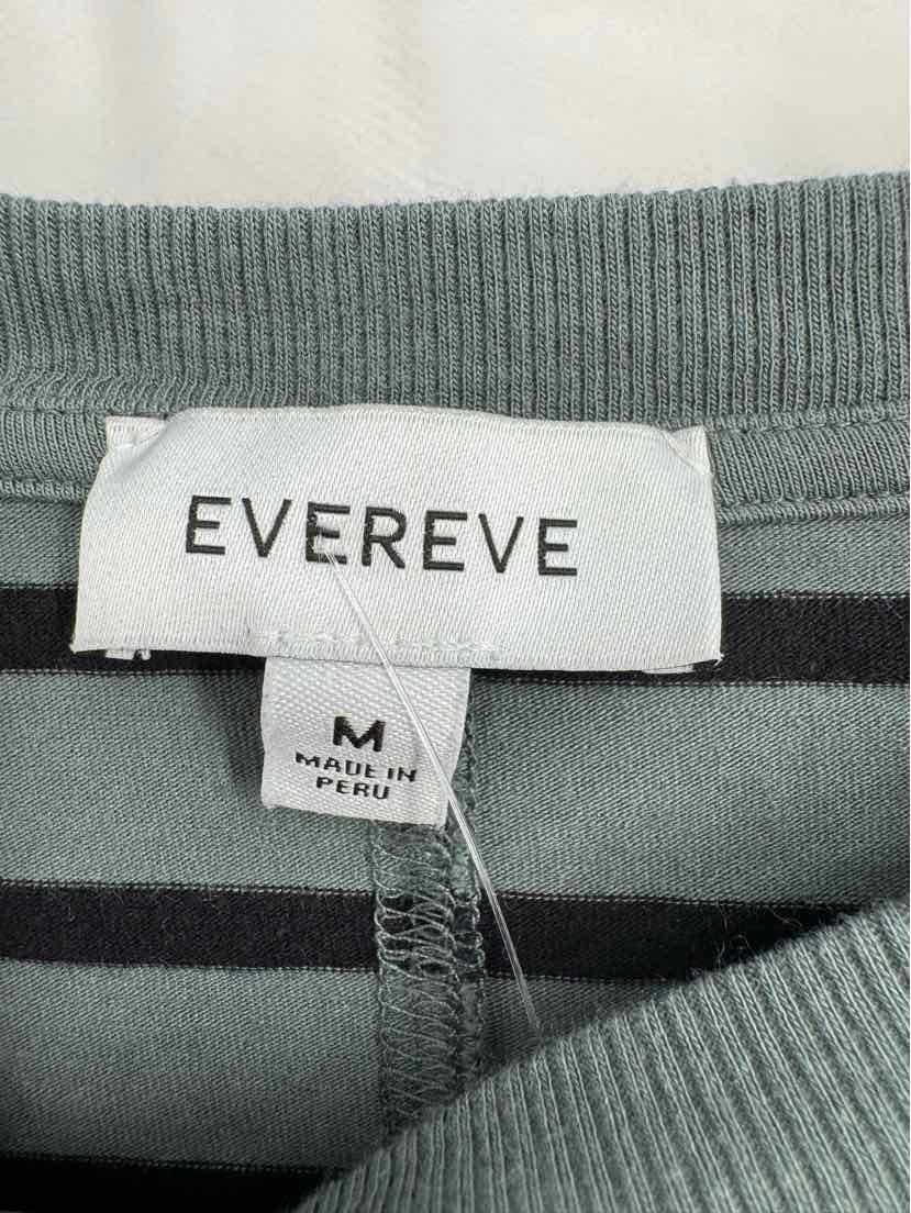 Size M EVEREVE Green Sweater