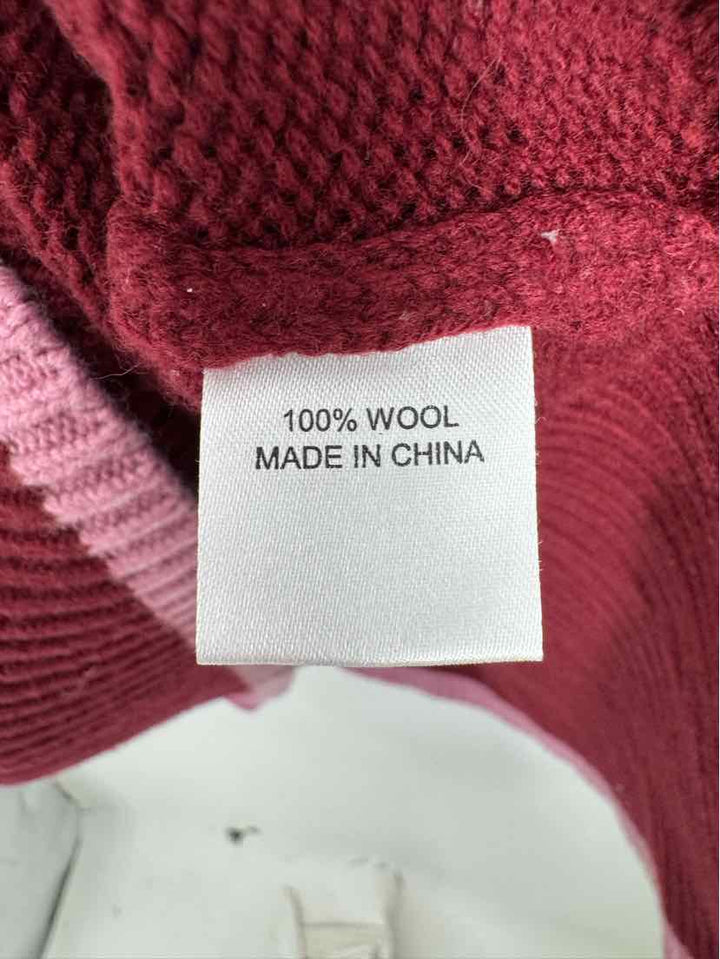 Size M TUCKERNUCK Burgundy Sweater