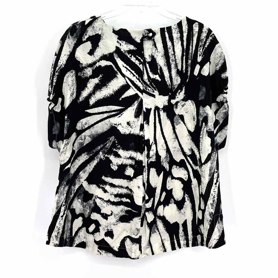 Size 12 Black/White Shirt