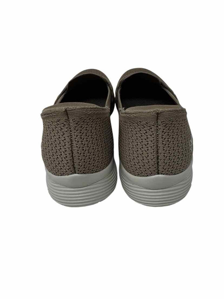 Shoe Size 8.5 Sketchers Tan Flats