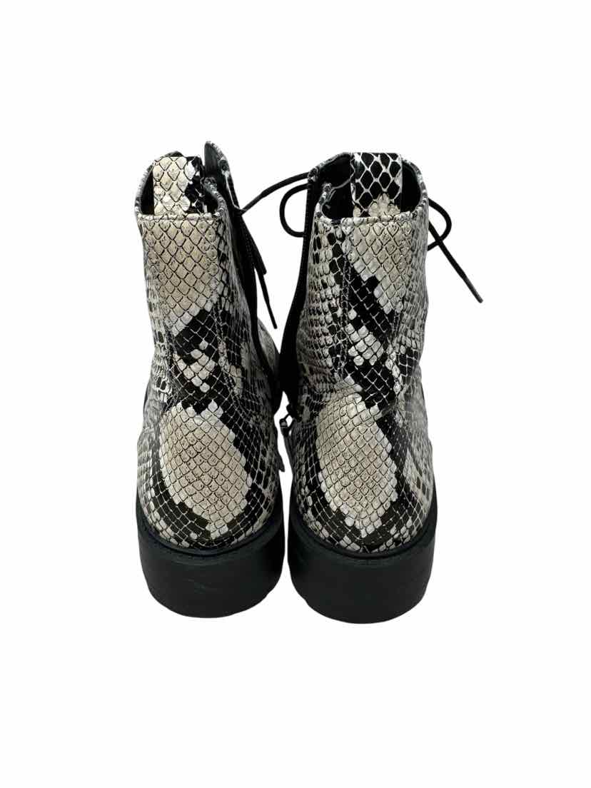 Shoe Size 7 PAOLO Tan Boots