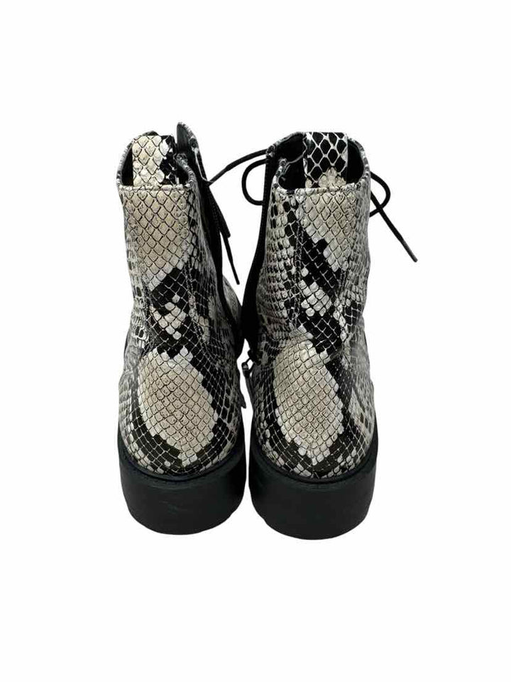 Shoe Size 7 PAOLO Tan Boots