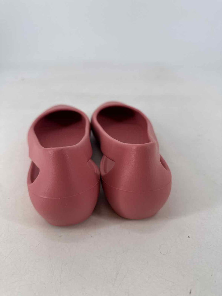 Shoe Size 8 Crocs Pink Flats