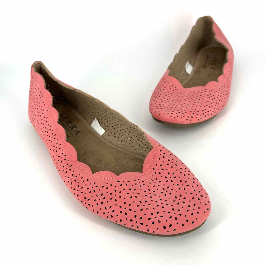 Shoe Size 10 Coral Flats