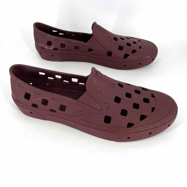 Shoe Size 11 Vans Burgundy Clogs