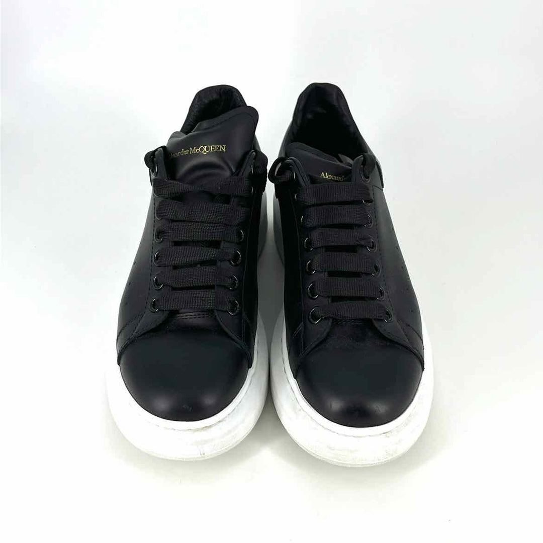 Shoe Size 9.5 Alexander McQueen Black Leather Luxury - Sneakers