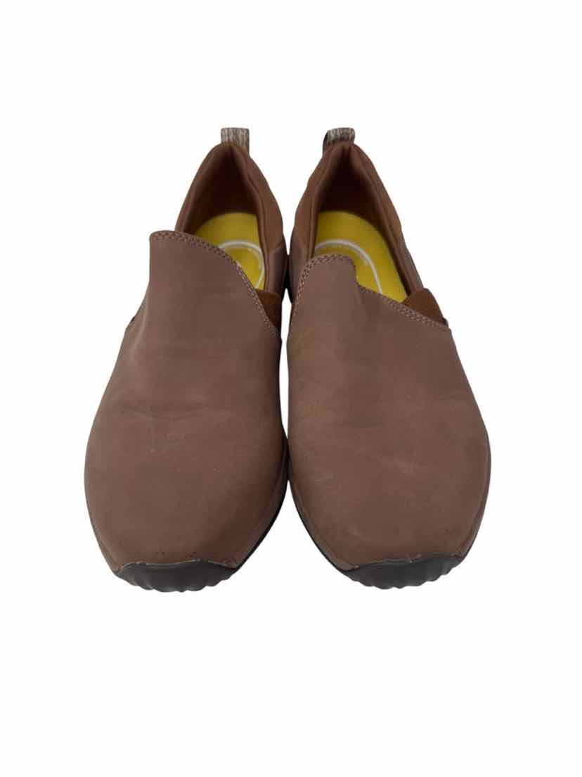 Shoe Size 8 RYKA Tan Flats