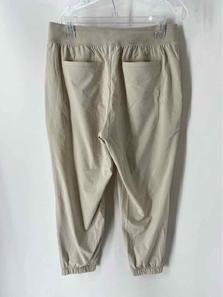 Size 6P Athleta Tan Pants