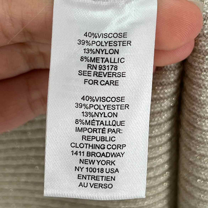 Size M TAHARI Gold Cardigan