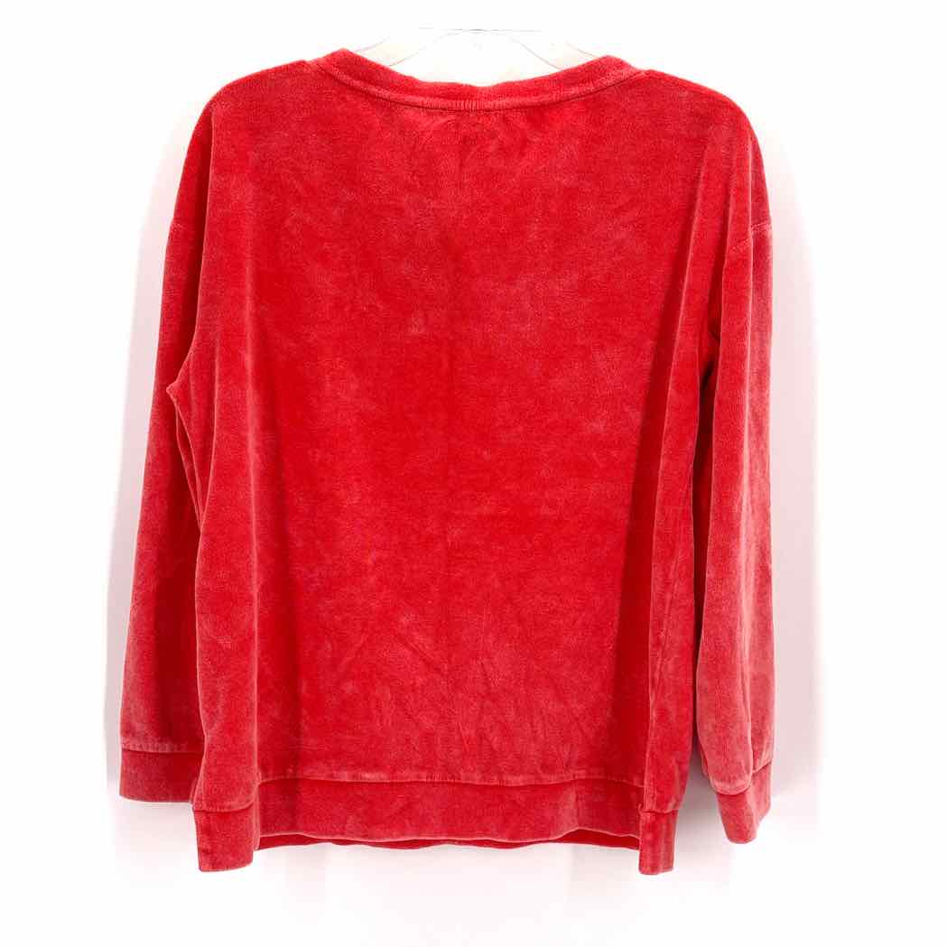 Size M Red Shirt