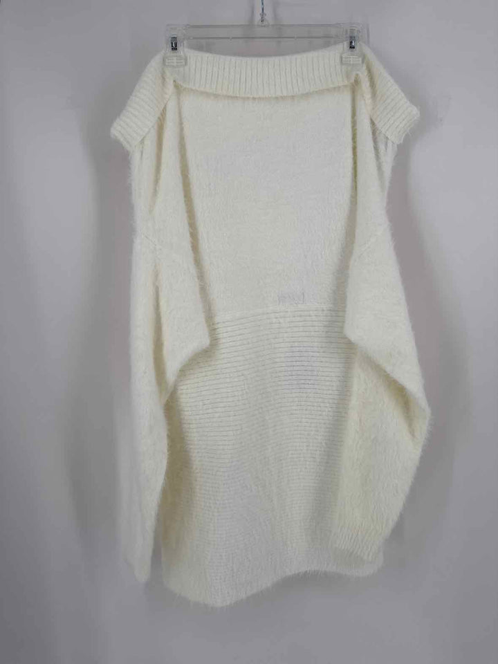 Size L Ivory Sweater