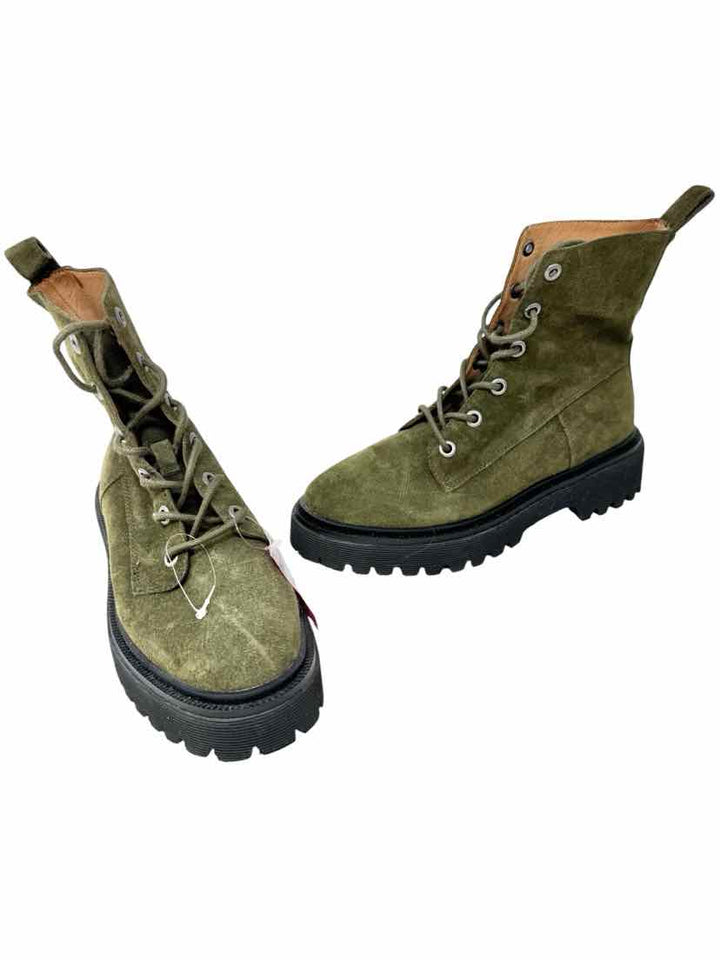 Shoe Size 7 MADEWELL Olive Suede Boots