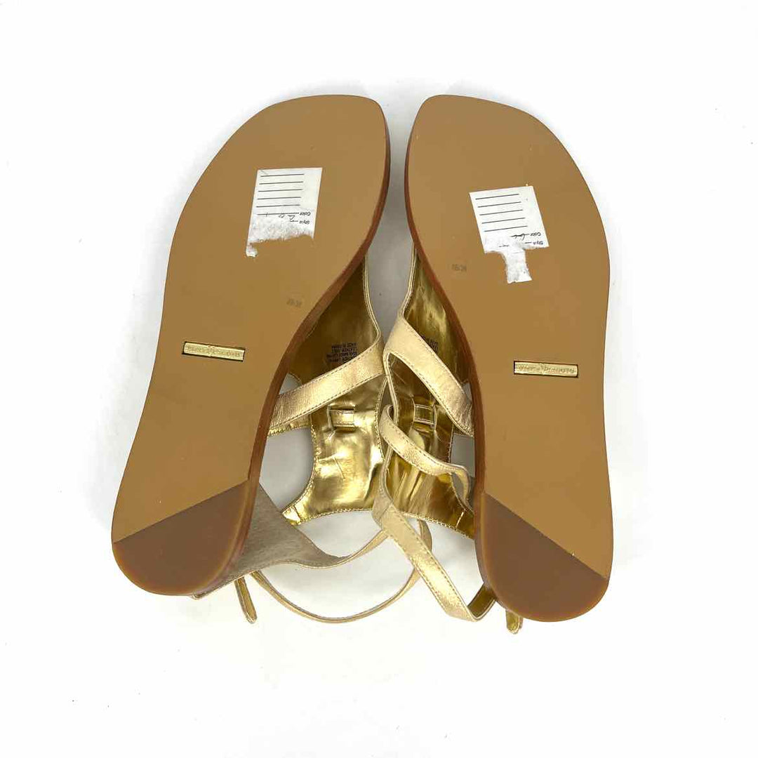 Shoe Size 6 Vince Camuto Gold Leather Sandals