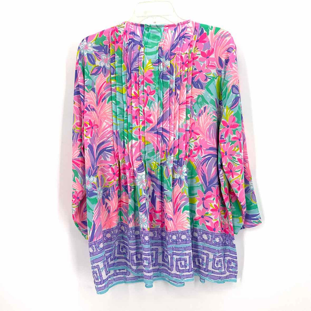 Size XL Lilly Pulitzer Multi-Color Shirt