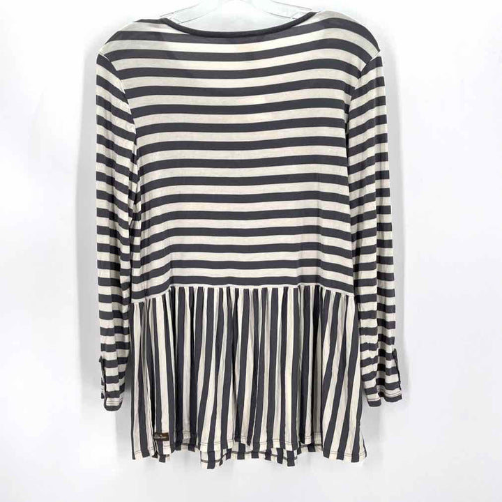 Size M MATILDA JANE Gray Shirt
