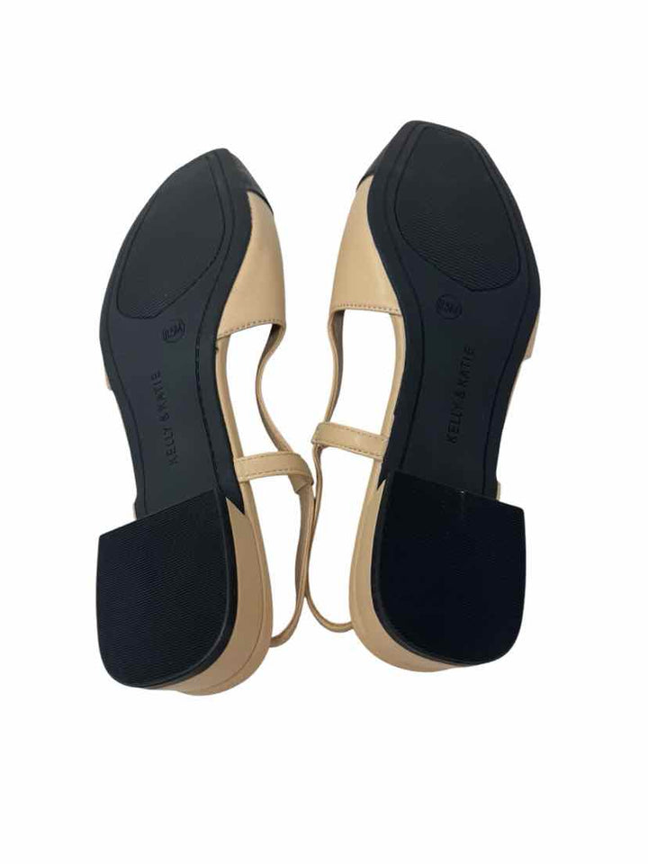Shoe Size 8.5 KELLY & KATIE Tan Flats