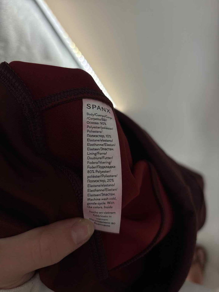 Size L SPANX Burgundy Pants