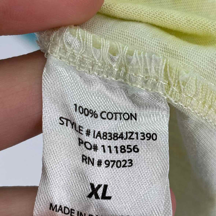 Size XL Multi-Color Shirt
