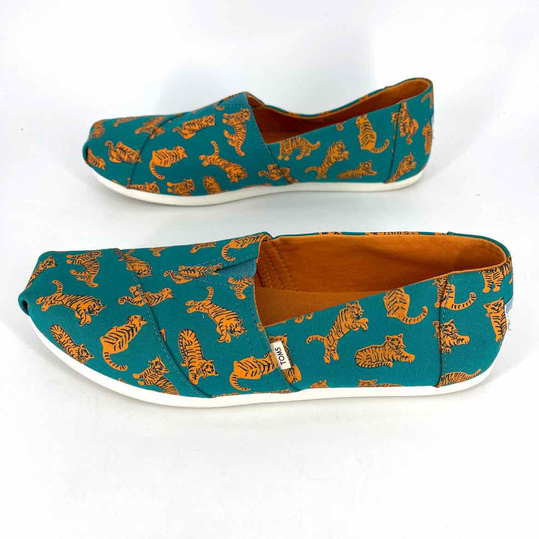 Shoe Size 10 Toms Green Flats