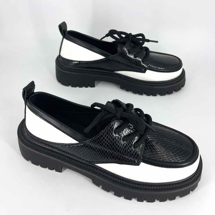 Shoe Size 42 Black Loafers
