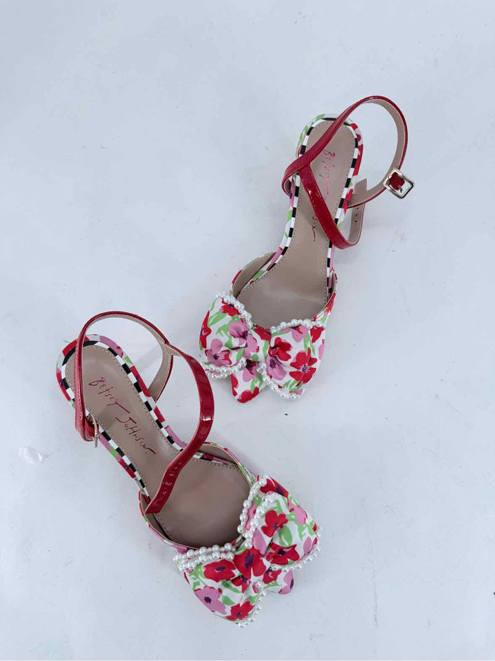 Shoe Size 6.5 Betsy Johnson Red Pumps