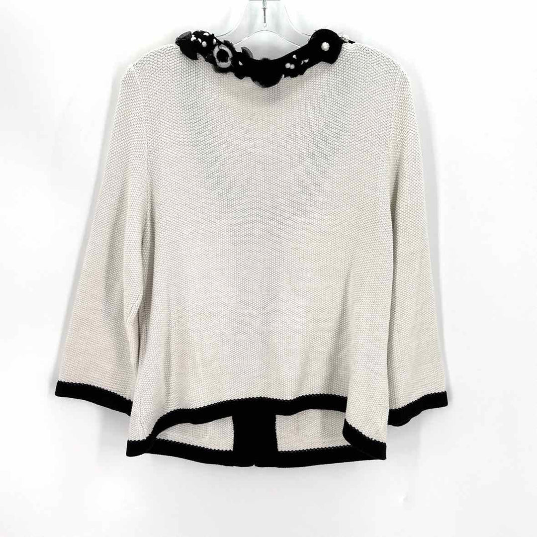 Size XL White House Black Market White Sweater