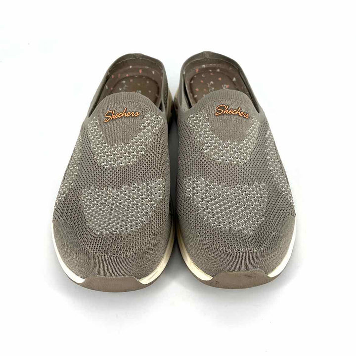 Shoe Size 8.5 Sketchers Taupe Knit Sneakers
