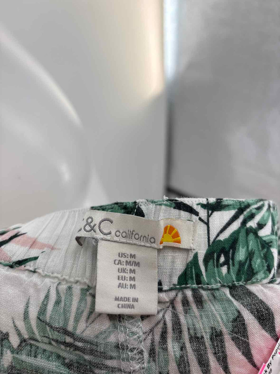 Size M C&C White Print Pants