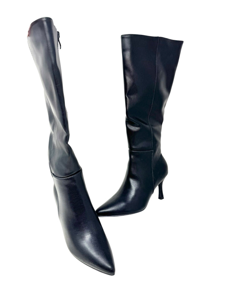 Shoe Size 7.5 Black Boots