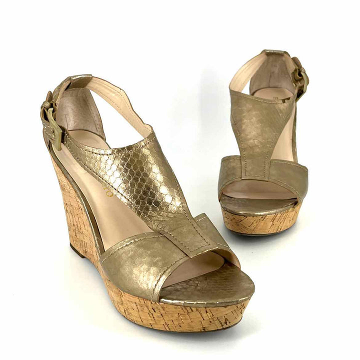 Shoe Size 9.5 FRANCO SARTO Gold Leather Wedge